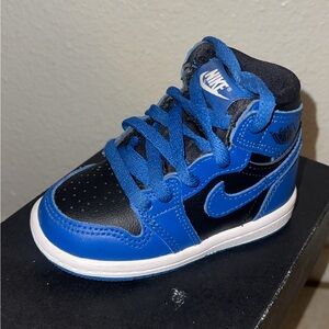 Toddler Jordan 1s (High)